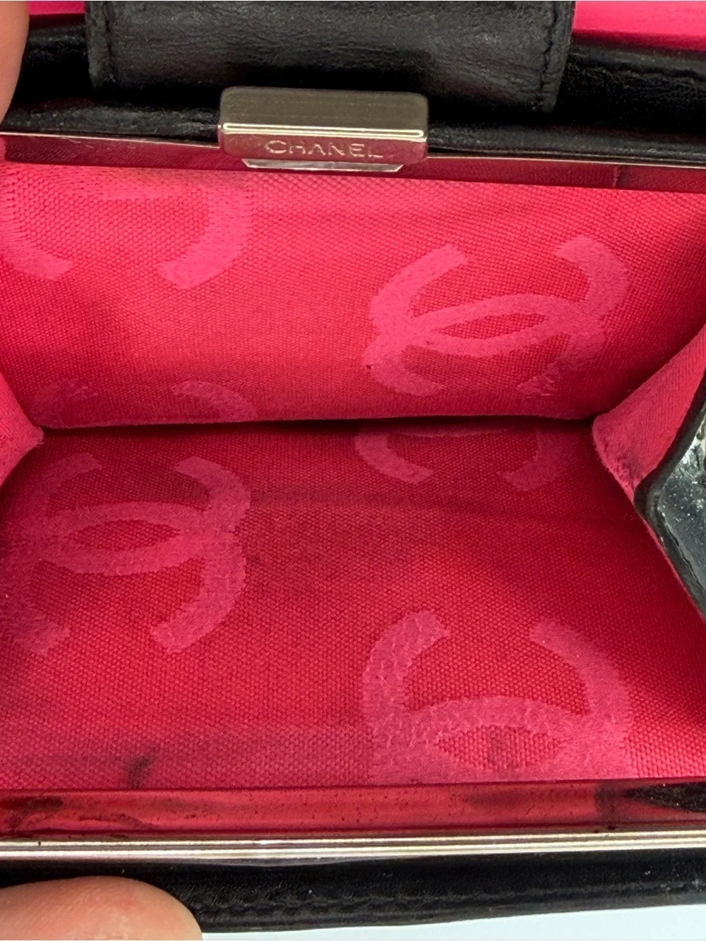 CHANEL striking piece